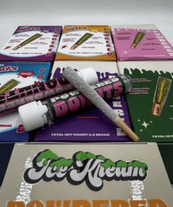 ice kream powdered donuts